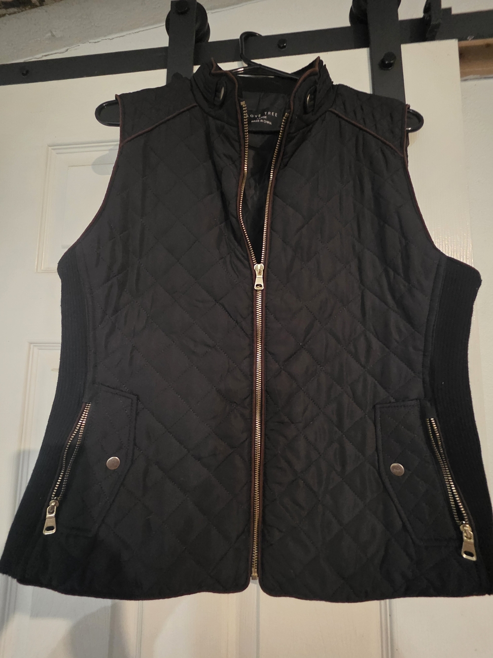 Love Tree Black Quilted Sleeveless Vest with Gold Zippers